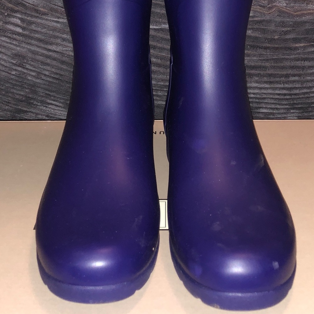 Brand new women’s Hunter Rain Boots size 8! - Picture 3 of 8